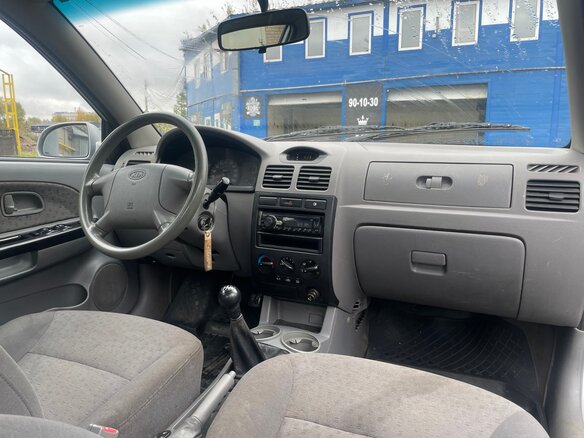 2005 Kia Rio I Рестайлинг, серебристый, 265000 рублей - вид 6
