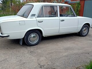1975 Lada (ВАЗ) 21011, белый, 370000 рублей, вид 4
