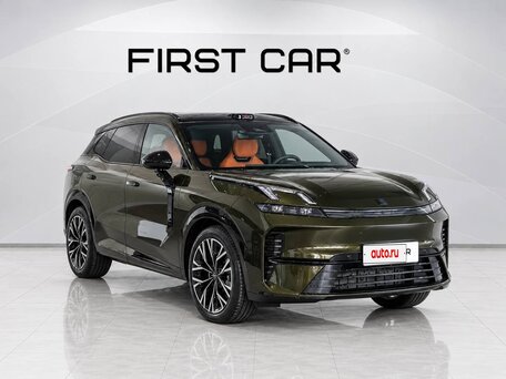 2026 Lynk & Co 08 EM-P 38.2 kWh I Рестайлинг, зелёный, 5490000 рублей, вид 3
