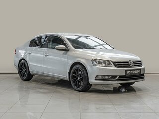 2011 Volkswagen Passat B7, серебристый, 1090000 рублей, вид 1