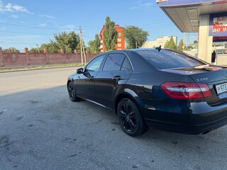 2010 Mercedes-Benz E-Класс 200 5G-Tronic IV (W212, S212, C207), чёрный, 850000 рублей, вид 4