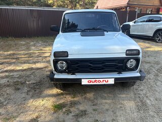 2013 Lada (ВАЗ) 2121 (4x4) I Рестайлинг, белый, 420000 рублей, вид 1