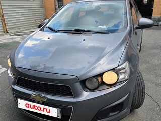 2014 Chevrolet Aveo II, серый, 650000 рублей, вид 2