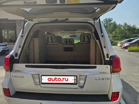 2010 Lexus LX 570 III, белый, 3550000 рублей, вид 4