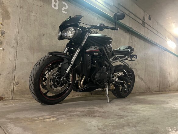 2019 Triumph Street Triple, чёрный, 750000 рублей - вид 5