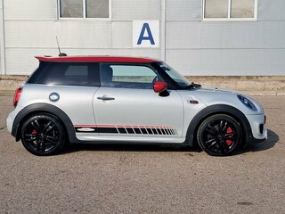 2021 Mini Hatch JCW III (F55/F56) Рестайлинг, серый, 2767700 рублей, вид 4