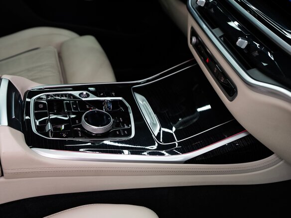 2023 BMW X7 40d I (G07) Рестайлинг, чёрный, 15890000 рублей - вид 26