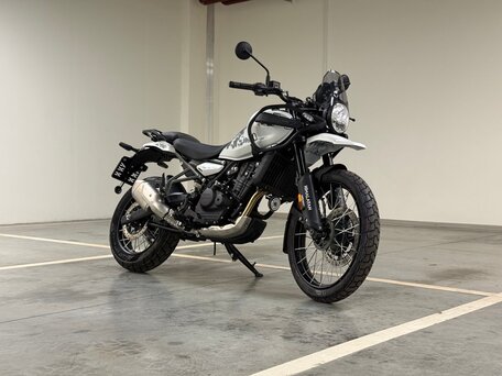 2025 Royal Enfield Himalayan, серый, 599990 рублей, вид 2