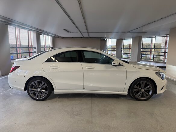2016 Mercedes-Benz CLA 200 I (C117, X117) Рестайлинг, белый, 2000000 рублей - вид 4