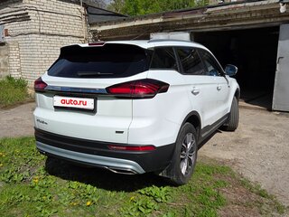 2024 Geely Atlas Pro, белый, 2230000 рублей, вид 3