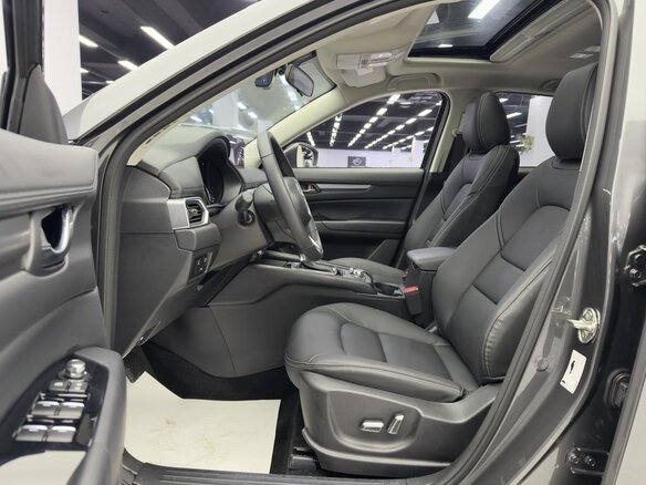 2023 Mazda CX-5 II Рестайлинг, серебристый, 2590000 рублей - вид 6