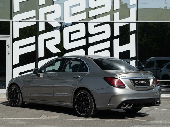 2019 Mercedes-Benz C-Класс 200 IV (W205) Рестайлинг, серебристый, 3130000 рублей - вид 1