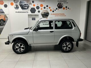 2026 Lada (ВАЗ) Niva Legend I Рестайлинг, серебристый, 1304000 рублей, вид 2