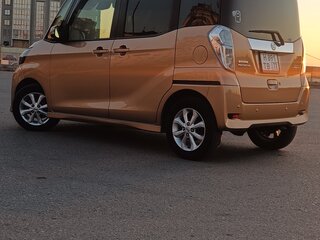 2018 Nissan Dayz Roox I Рестайлинг, коричневый, 880000 рублей, вид 5