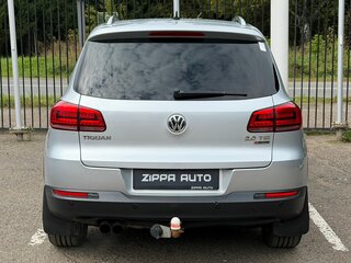 2016 Volkswagen Tiguan I Рестайлинг, серебристый, 2049000 рублей, вид 5
