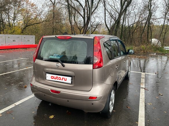 2008 Nissan Note I, коричневый, 450000 рублей - вид 4