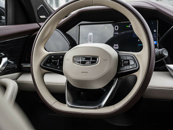 2024 Geely Monjaro (Xingyue L) I, чёрный, 3467000 рублей - вид 11