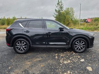2017 Mazda CX-5 II, чёрный, 2400000 рублей, вид 4
