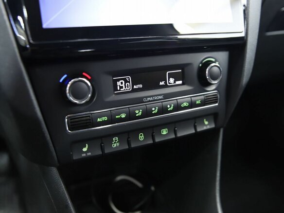 2014 Skoda Rapid Green Tec I, синий - вид 15