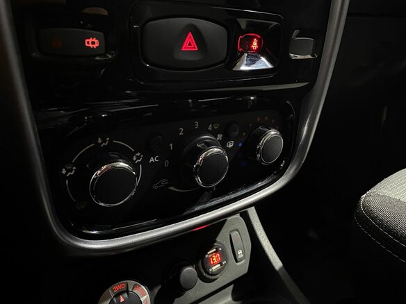 2012 Renault Duster I, бежевый, 735000 рублей - вид 14