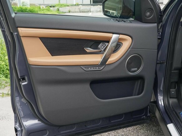 2025 Land Rover Discovery Sport I Рестайлинг, серый, 5885000 рублей - вид 18