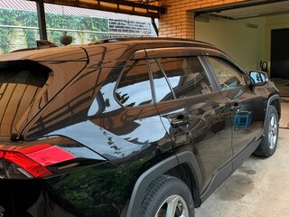 2020 Toyota RAV4 V (XA50), чёрный, 3700000 рублей, вид 3