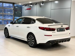 2018 Kia Optima IV Рестайлинг, белый, 1877000 рублей, вид 4