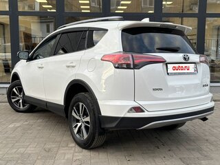 2019 Toyota RAV4 IV (XA40) Рестайлинг, белый, 2300000 рублей, вид 4