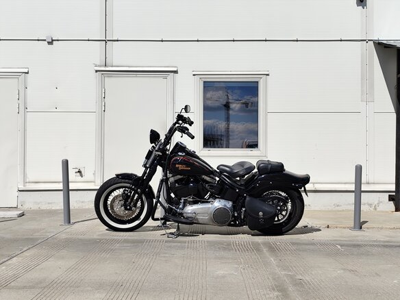 2010 Harley-Davidson Cross Bones, чёрный, 1750000 рублей - вид 14