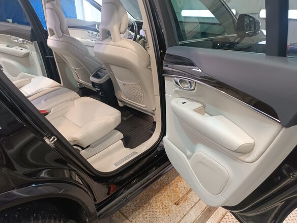 2016 Volvo XC90 II, чёрный, 2900000 рублей - вид 17