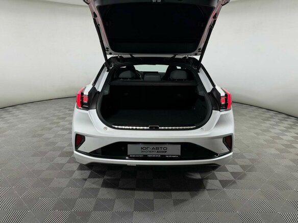 2024 Zeekr 001 100 kWh I Рестайлинг 1, белый, 5649000 рублей - вид 7