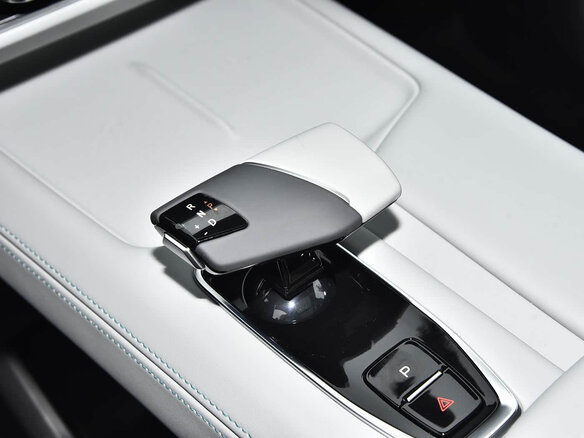 2026 Changan UNI-Z, белый, 2260000 рублей - вид 9