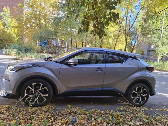 2017 Toyota C-HR I, серебристый - вид 17