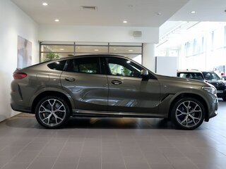2021 BMW X6 30d III (G06), зелёный, 7596000 рублей, вид 4