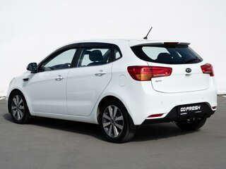 2015 Kia Rio III Рестайлинг, белый, 1020000 рублей, вид 2