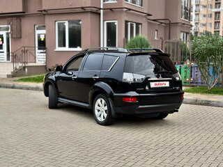 2012 Mitsubishi Outlander II Рестайлинг, чёрный, 1150000 рублей, вид 3