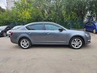 2020 Skoda Octavia III (A7) Рестайлинг, серый, 2000000 рублей, вид 3