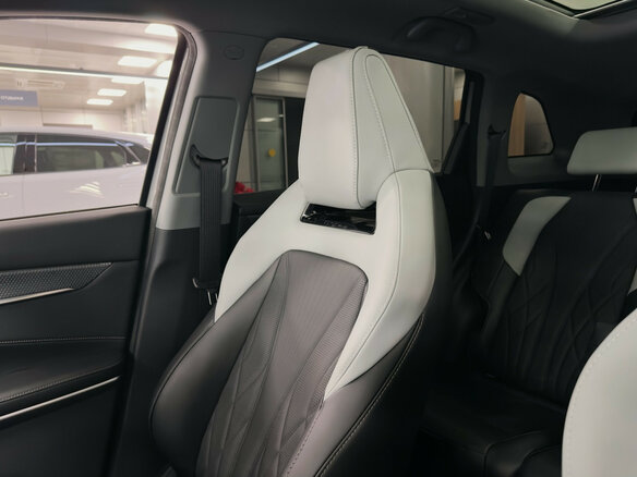 2026 Changan CS75 Plus IV, серебристый, 4299900 рублей - вид 35