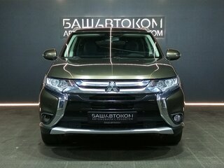 2018 Mitsubishi Outlander III Рестайлинг 2, коричневый, 1949000 рублей, вид 3