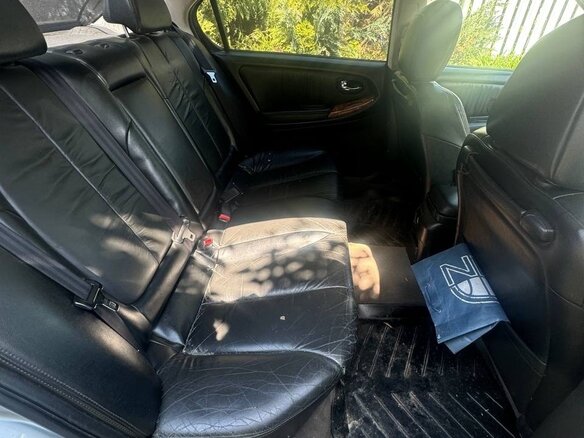 2005 Nissan Maxima V (A33), серебристый, 450000 рублей - вид 10