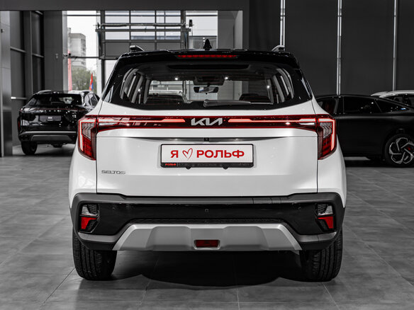 2025 Kia Seltos I Рестайлинг, белый, 3250000 рублей - вид 4