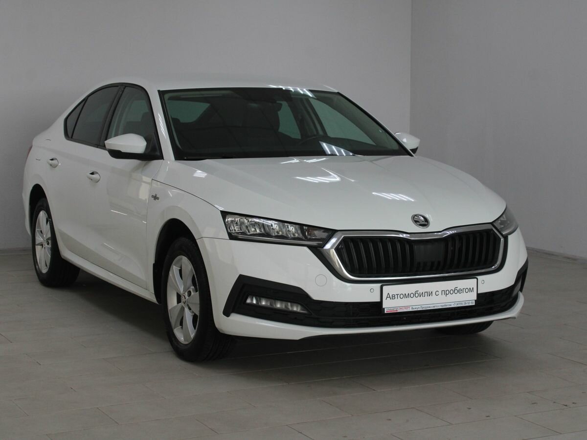 Открыть фотографии: Skoda Octavia IV (A8)