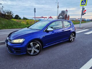 2014 Volkswagen Golf R VII, синий, 3400000 рублей, вид 2
