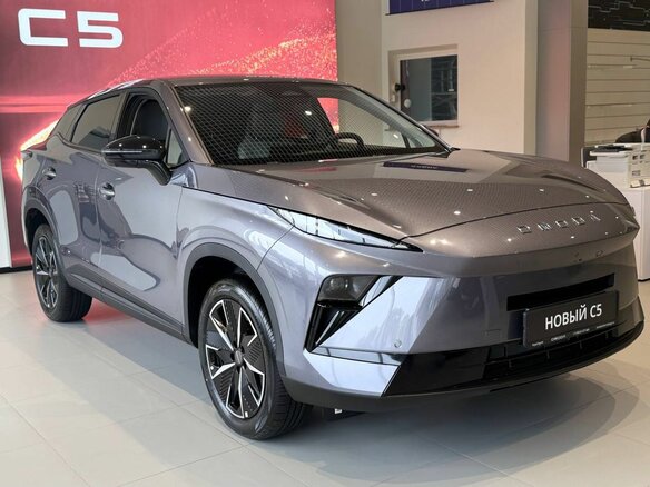 2026 Omoda C5 II, серый, 2399000 рублей
