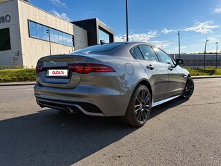 2019 Jaguar XE I Рестайлинг, серый, 3290000 рублей, вид 3