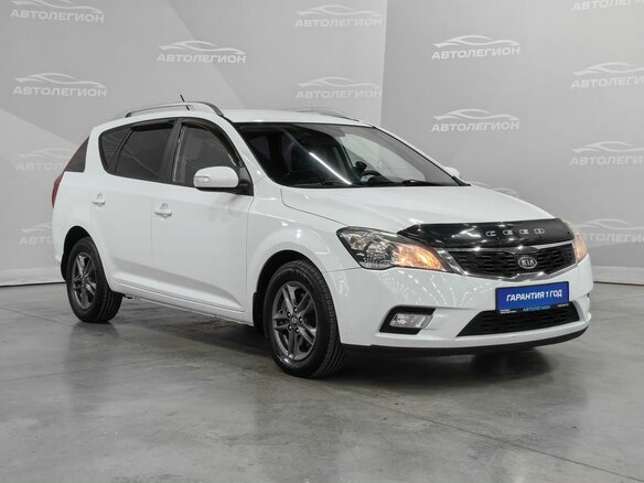 2011 Kia Ceed I Рестайлинг, белый, 865000 рублей - вид 6