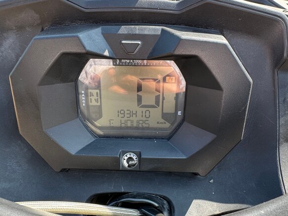2013 BRP Can-Am Outlander MAX 650, зелёный, 1100000 рублей - вид 5