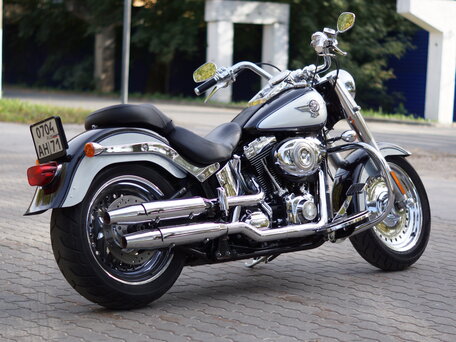 2012 Harley-Davidson Fat Boy, чёрный, 1050000 рублей, вид 4
