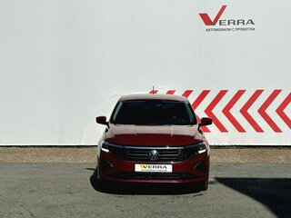 2021 Volkswagen Polo VI, красный, 1650000 рублей, вид 4