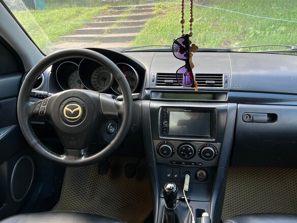 2007 Mazda 3 I (BK) Рестайлинг, золотистый, 349000 рублей - вид 8